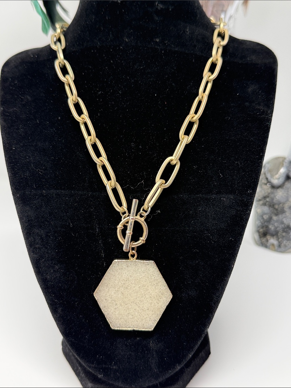 Women’s Brushed Gold Paperclip Necklace